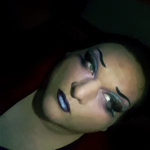 Meet your Posher, Mara